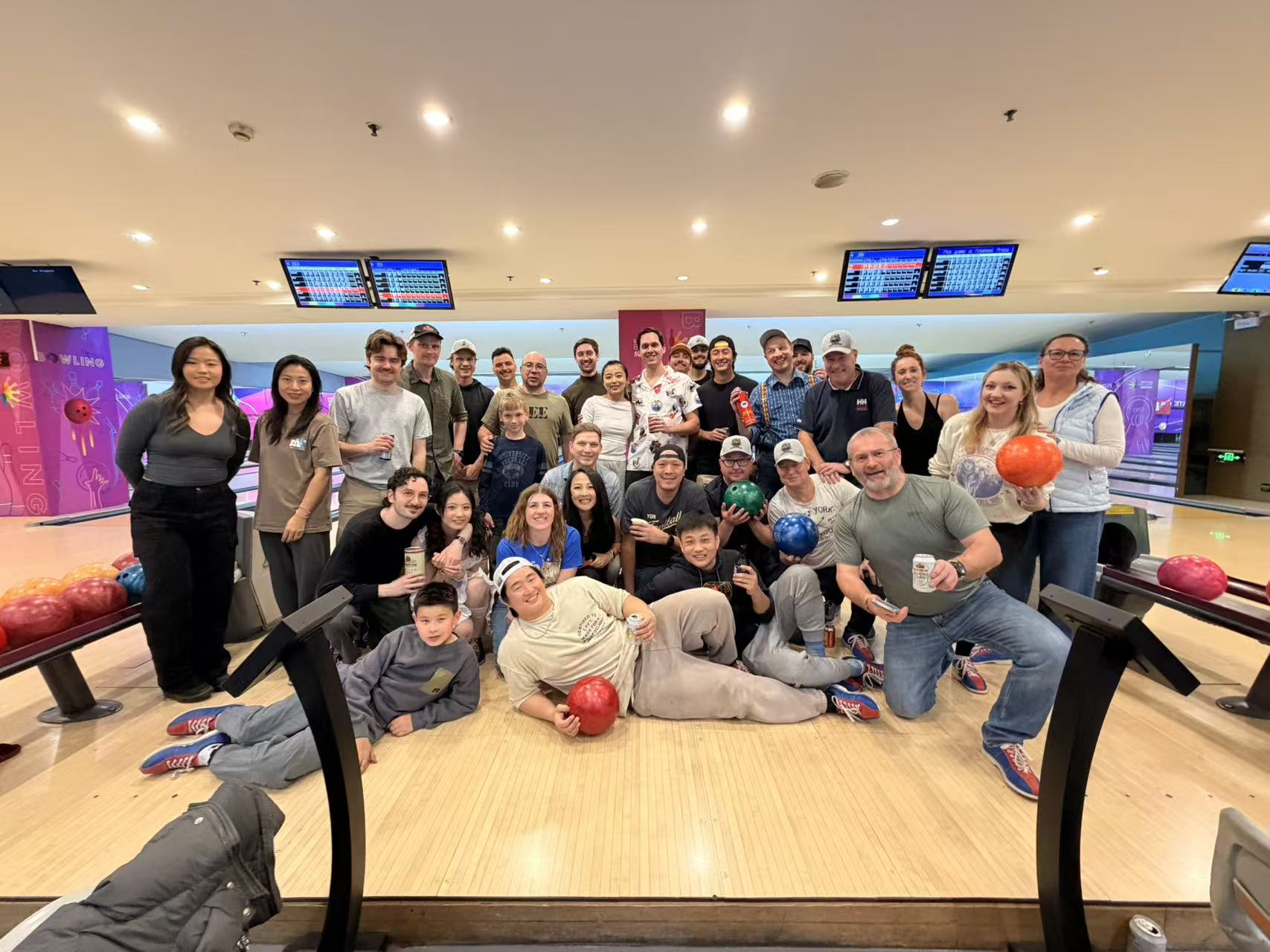 League gallery cover